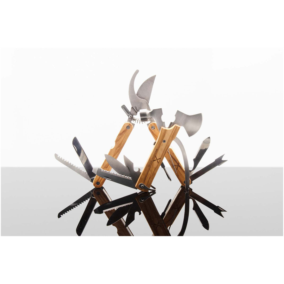 SCX.design T32 Multitool Set aus Holz – Hellbraun