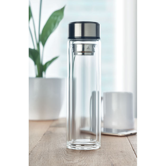 Glastrinkflasche mit einem LED-Thermometer im Deckel . Dein Logo  oder Wunsch-Design wird auf die Flasche gedruckt. Weitansicht.