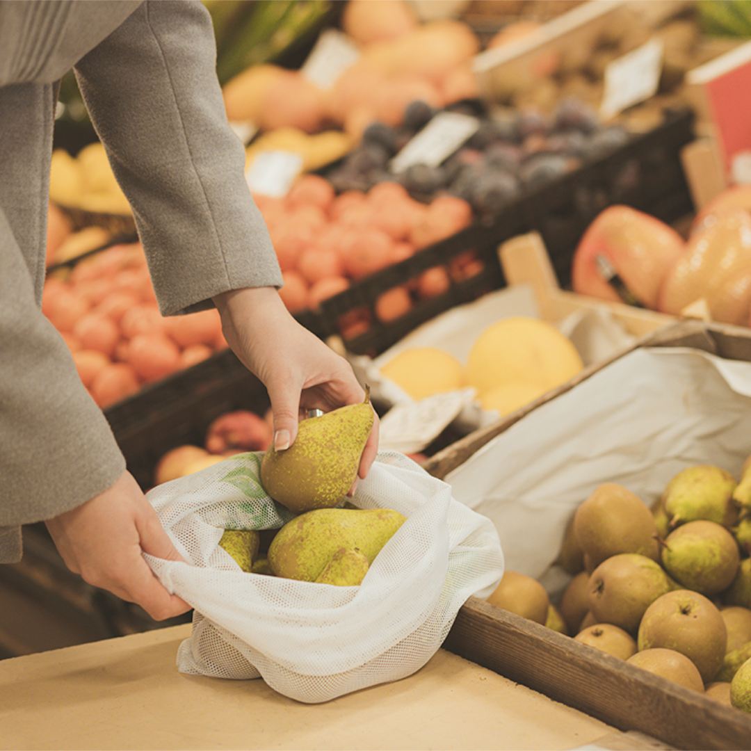 Netzbeutel mit Kordelzug und Druckmotiv, gefüllt mit Obst, Ansicht 6