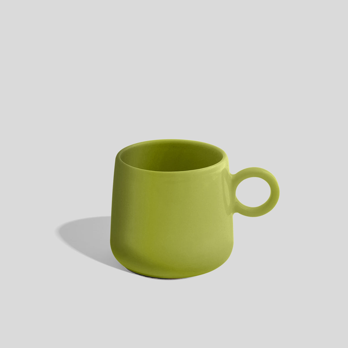 Bauchige Keramiktasse 275 ml mit kleinem Ringhenkel – Limettengrün