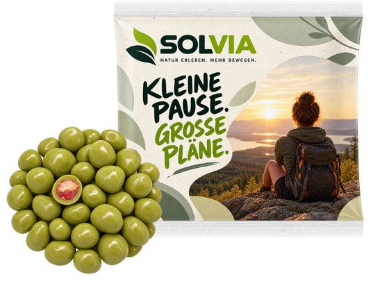 Bio Matcha Snack im Werbetütchen 15 g mit Deinem Design – Bio Erdbeeren in weißer Schokolade mit Matcha, 15 g