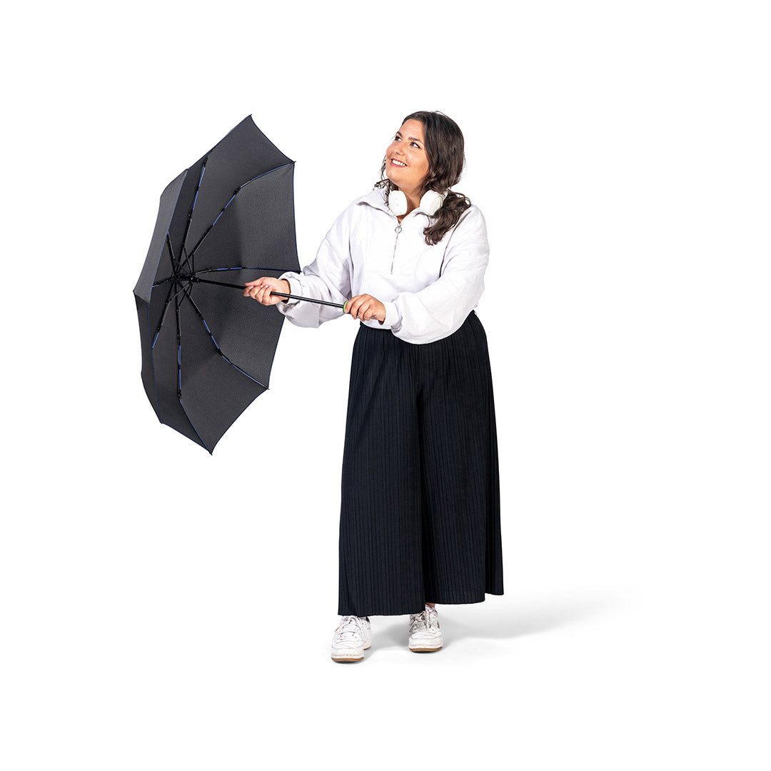 FARE Taschenschirm AC Mini Style mit Farbakzenten – Schwarz / Euroblau
