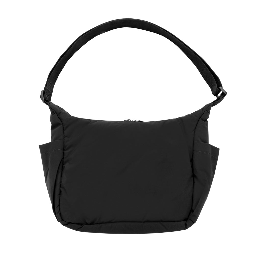 KENTO URBAN gepolsterte Crossover-Tasche aus RCS rec. Nylon – schwarz