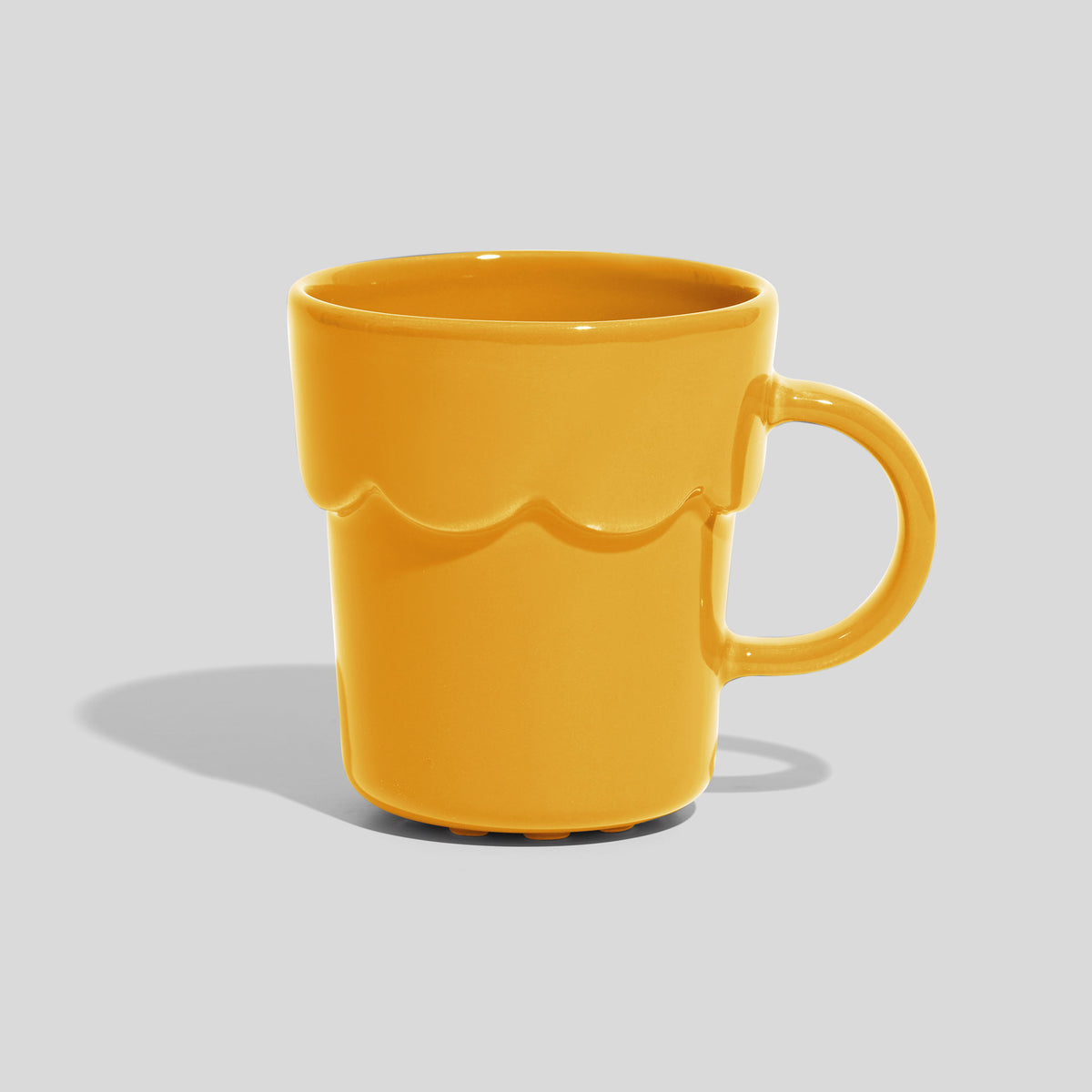 Keramiktasse 250 ml mit Wellenrelief und rundem Henkel – Gelb