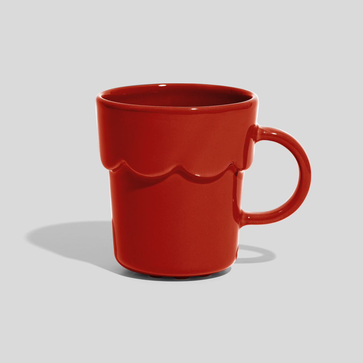 Keramiktasse 250 ml mit Wellenrelief und rundem Henkel – Rot