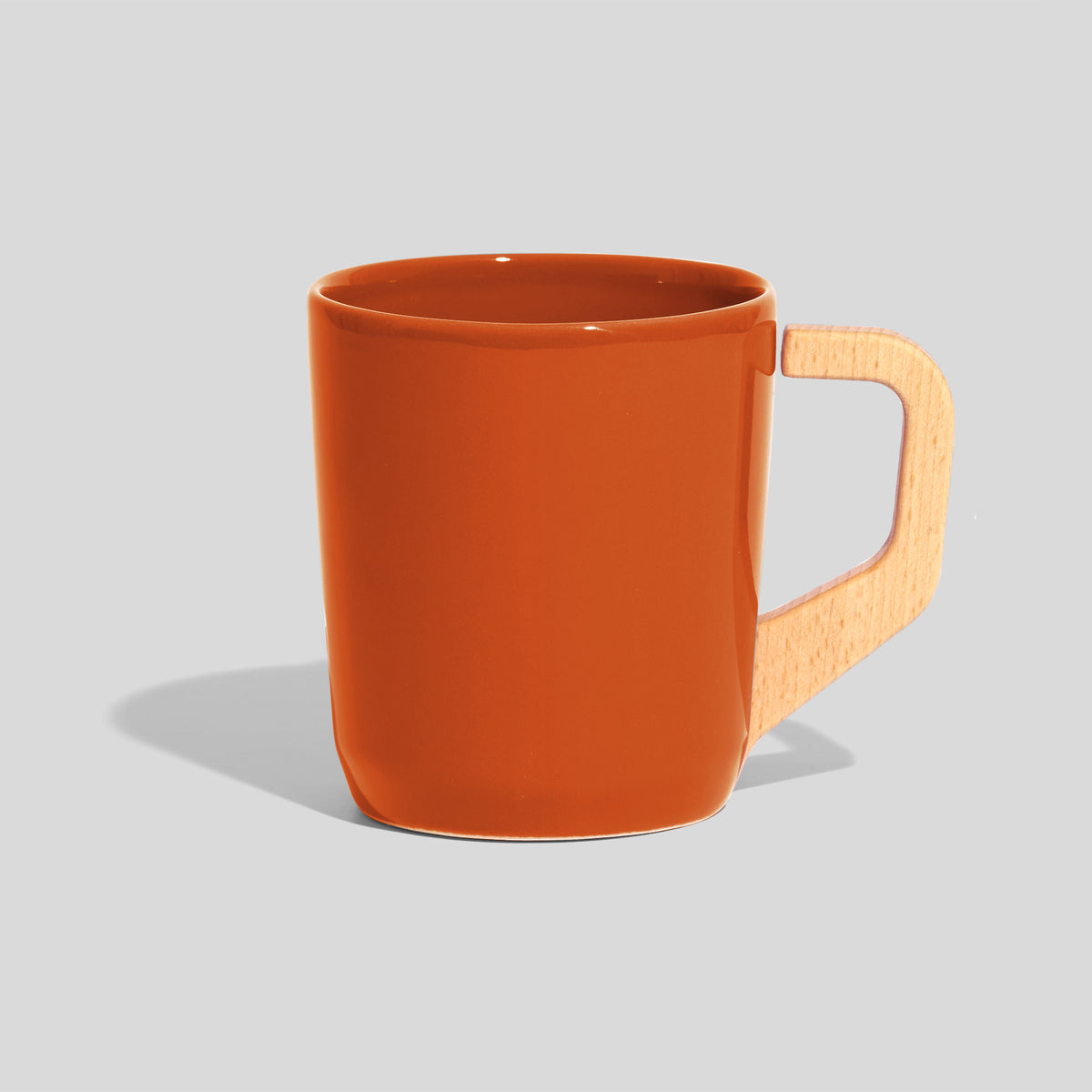 Keramiktasse 320 ml mit schrägem Eckhenkel – Orange