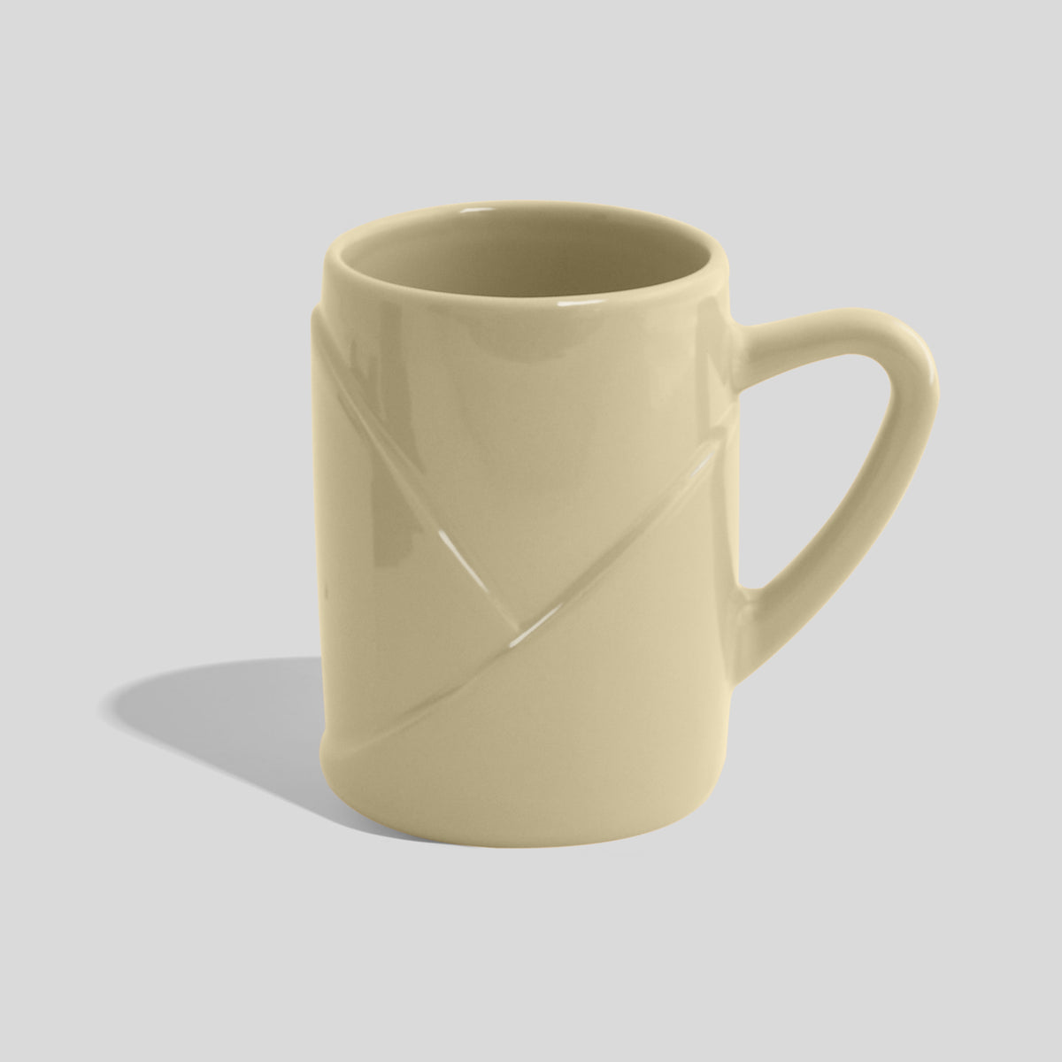 Keramiktasse 400 ml mit diagonalem Faltenrelief – Beige