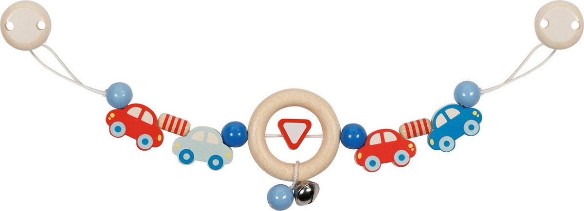 Kinderwagenkette mit vier Autos und Holzring – Gesamtansicht