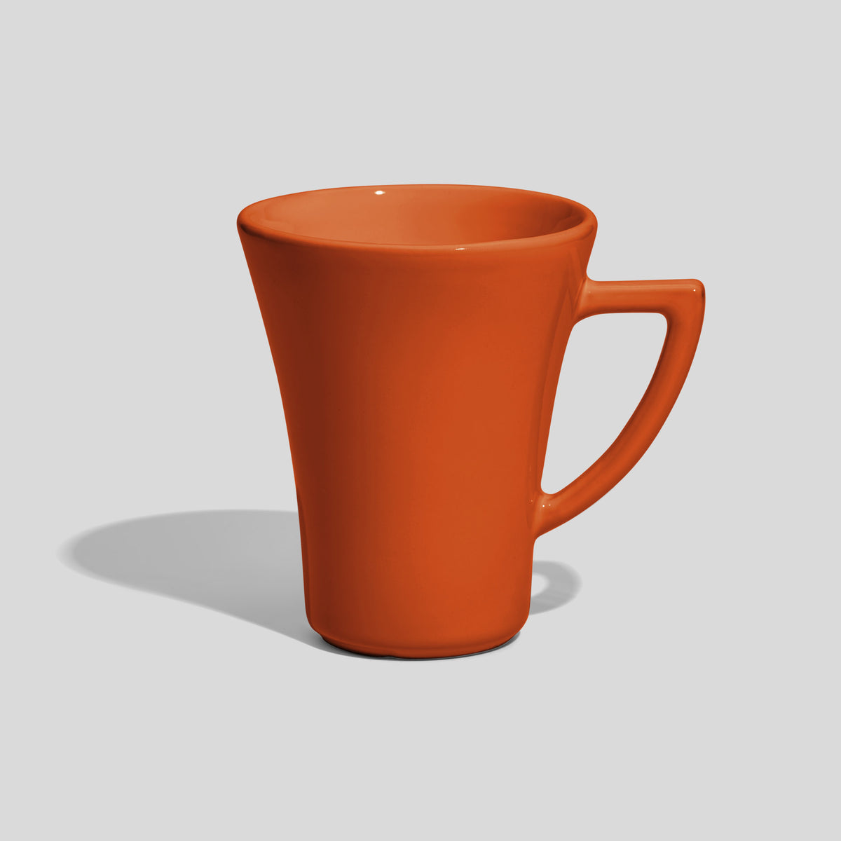 Konische Kaffeetasse 200 ml mit Dreieckshenkel – Orange