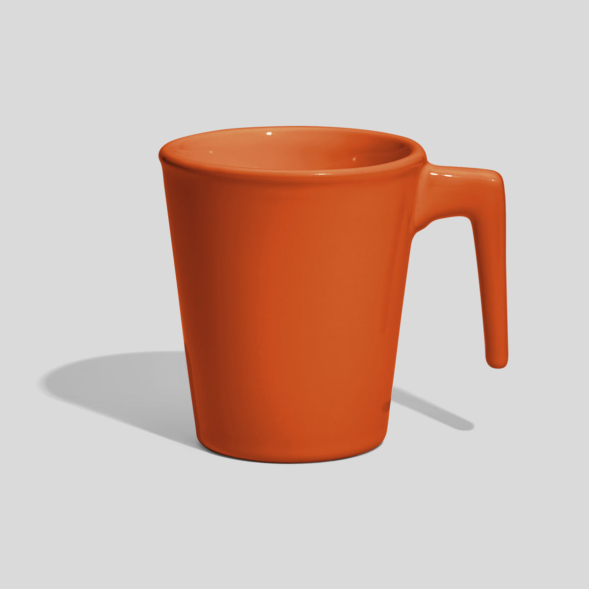 Konische Keramiktasse 280 ml mit offenem Griff – Orange