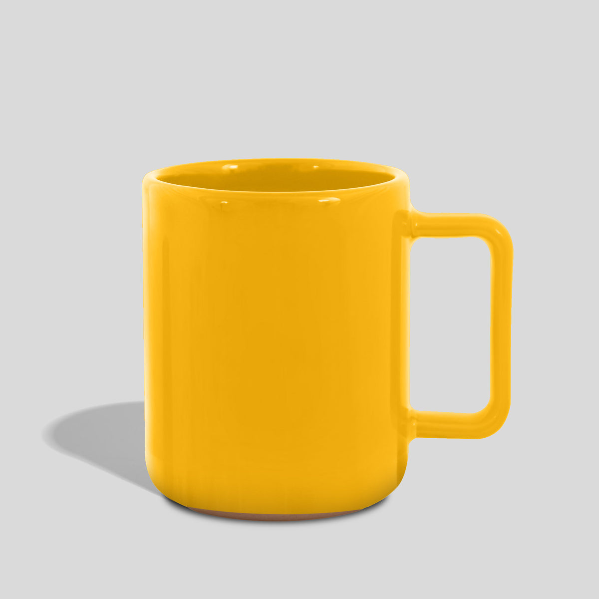 Schlanker Keramikbecher 320 ml mit eckigem Bügelhenkel – Gelb
