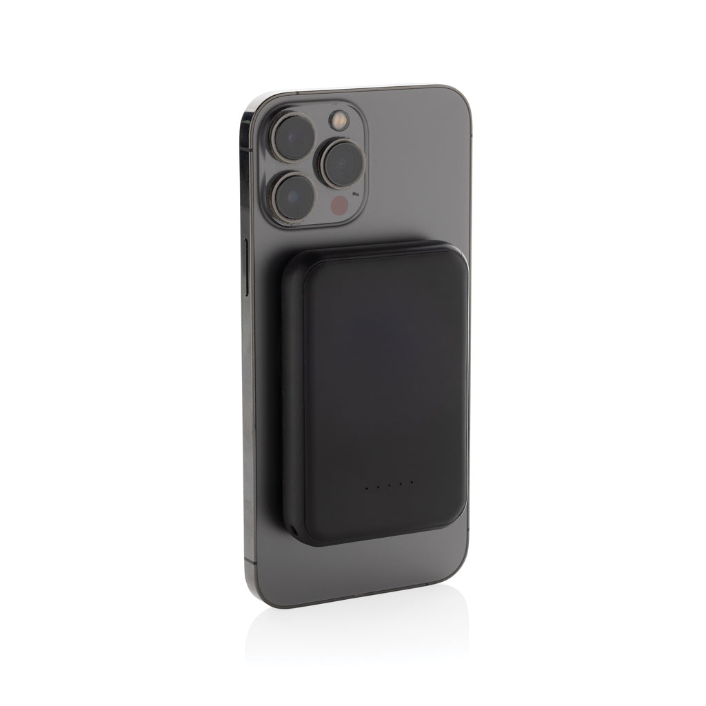 Stellar 5.000mAh 5W magnetische Powerbank aus RCS rec. ABS – schwarz