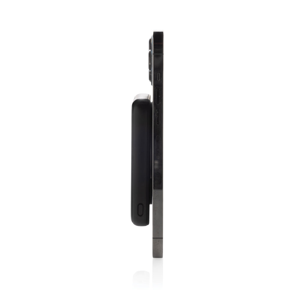 Stellar 5.000mAh 5W magnetische Powerbank aus RCS rec. ABS – schwarz
