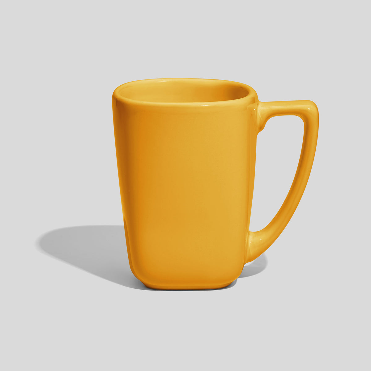 Verjüngte Keramiktasse 240 ml mit Winkelhenkel – Gelb