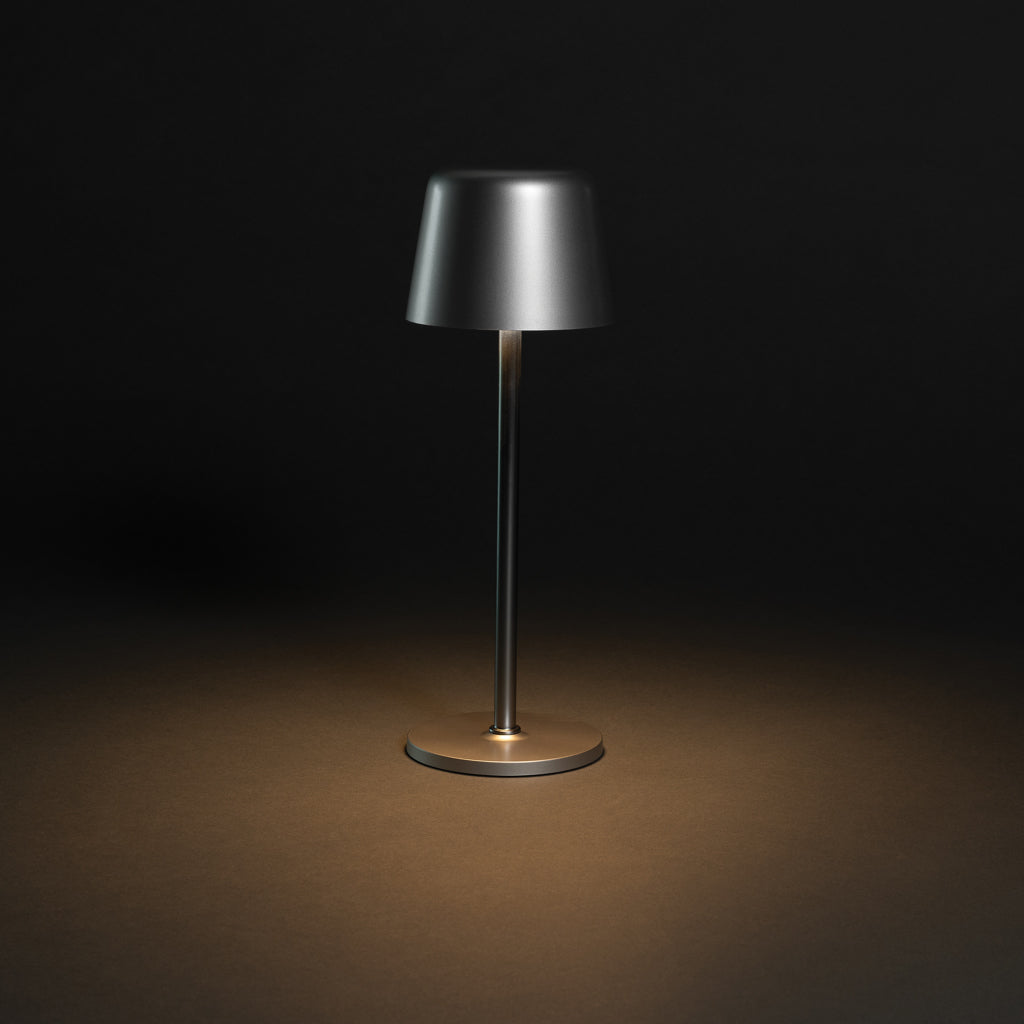 Zenic USB Tischleuchte aus RCS recyceltem Kunststoff – silber
