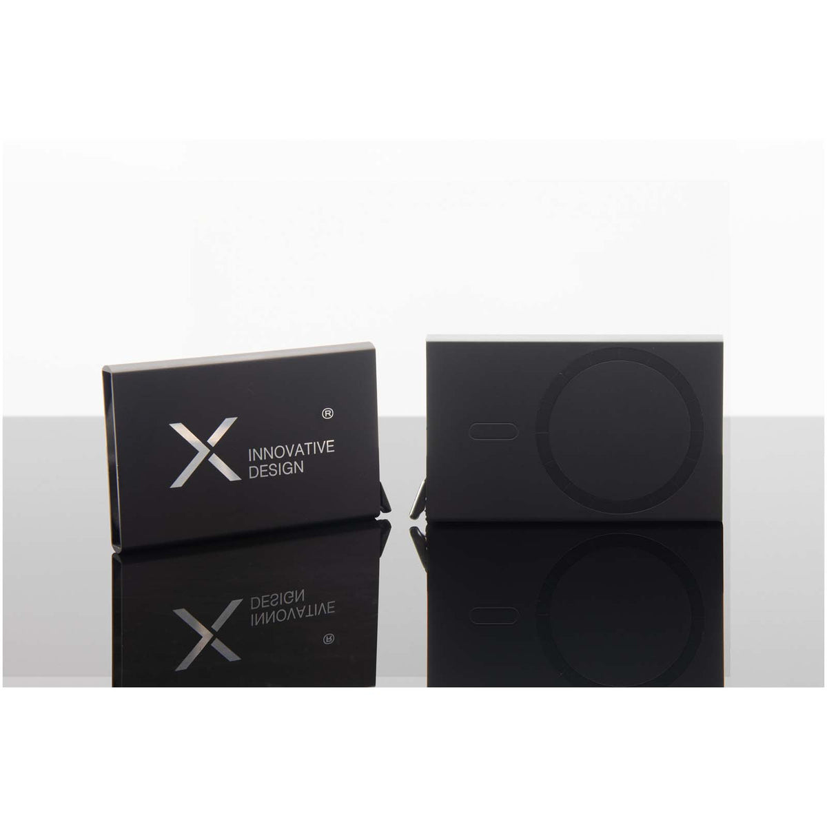SCX.design O35 Magnetischer RFID Kartenhalter – Schwarz