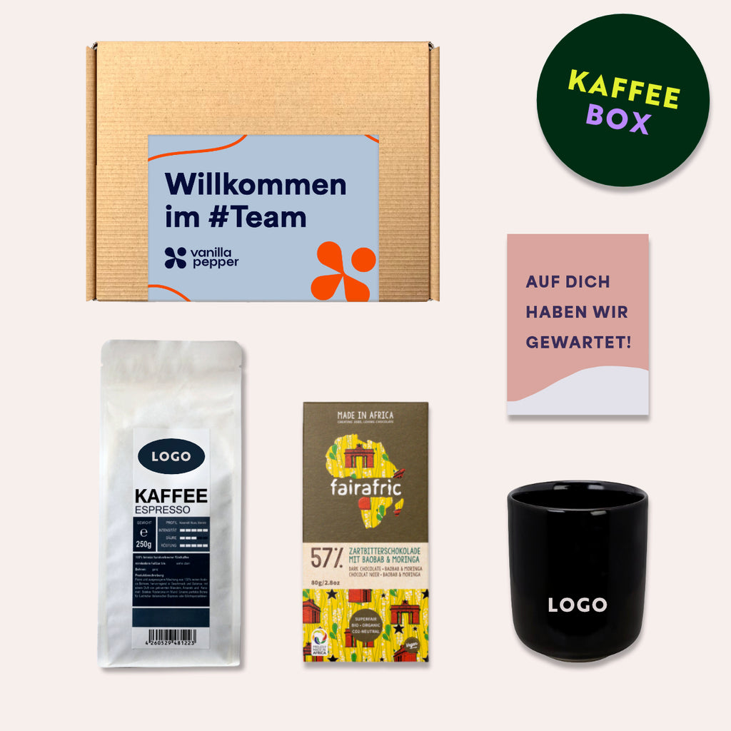 Geschenkbox mit Kaffee, Schokolade und Tasse ohne Henkel individuell gestalten.