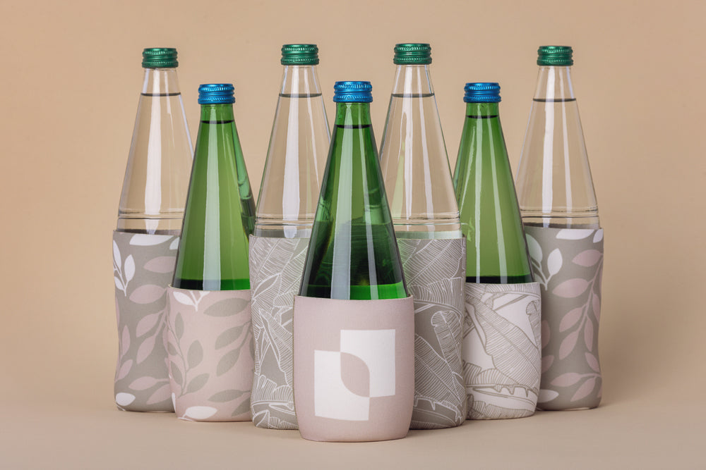 Im individuellen Design bedruckbare Flaschenhüllen.