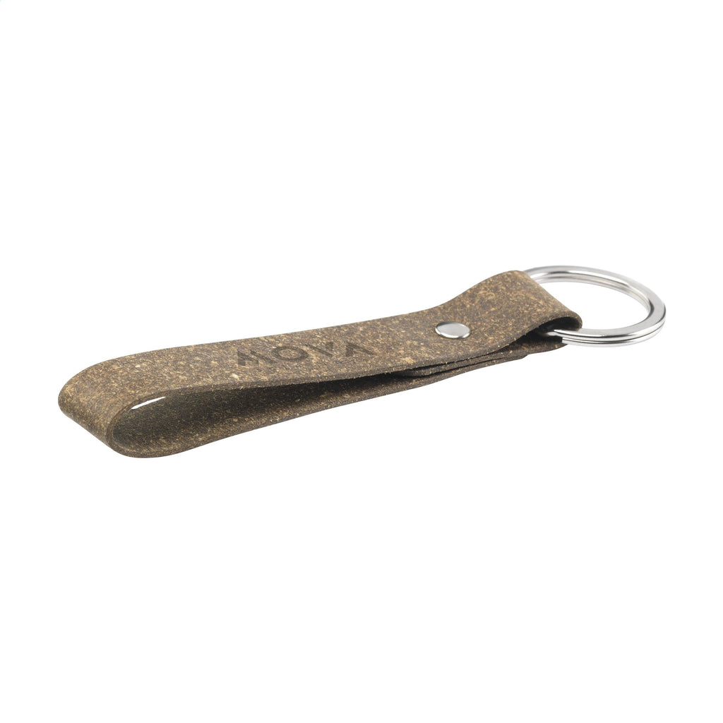 Recycelter Leder Schlüsselanhänger in braun mit Druckmuster