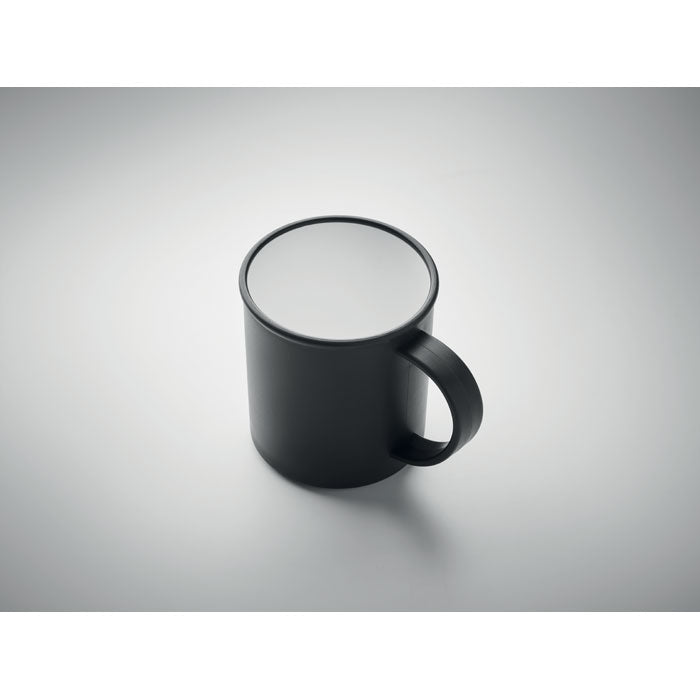Schwarz