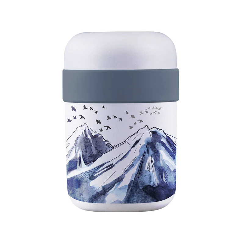 bioloco lunchpot weiß blau mit einer Berglandschaft und Vögeln am Horizont