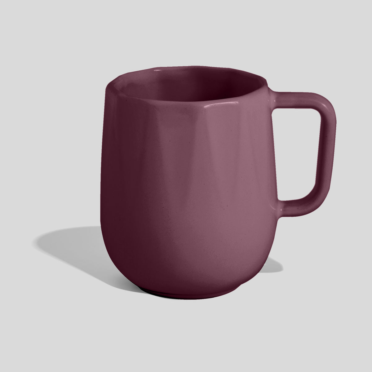 Birnenförmige Keramiktasse 330 ml mit Rechteckhenkel – Mauve