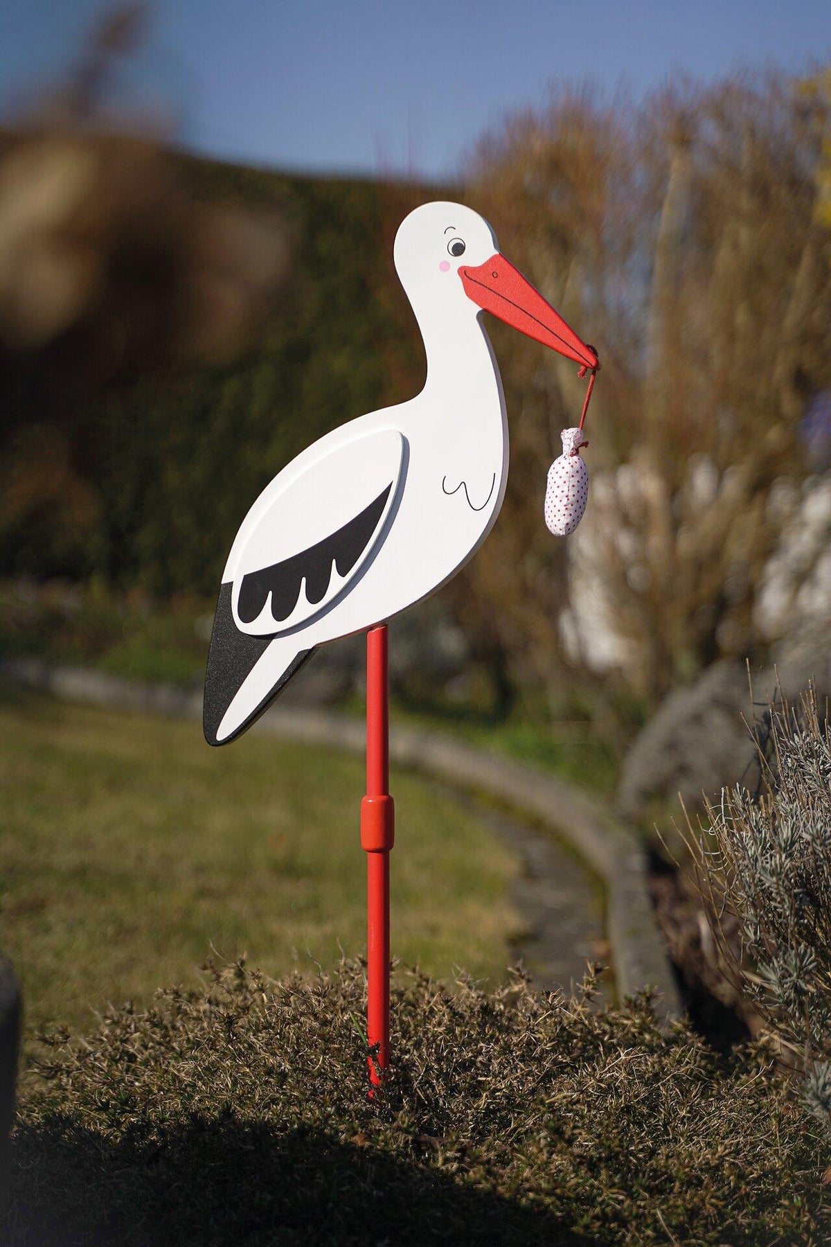 Blumenstecker Storch mit Babytuch aus Holz – sechste Ansicht