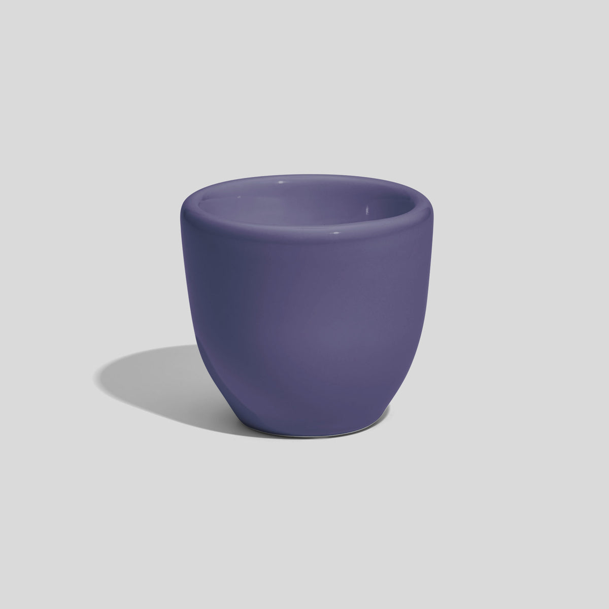 Eierbecher aus Keramik mit Wulstrand, 6 cm hoch – Lavendel