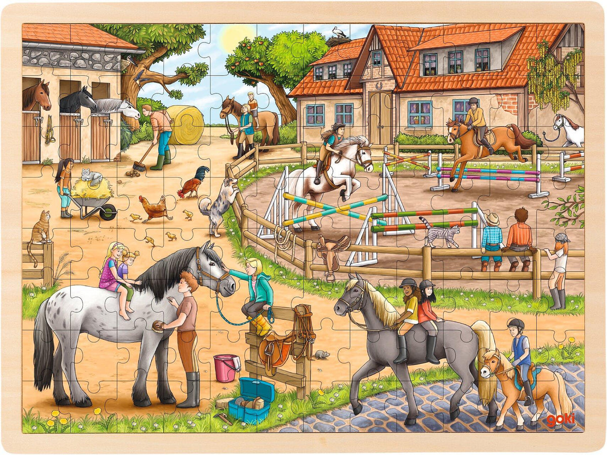 Einlegepuzzle Reiterhof mit Pferden und Reitern von goki
