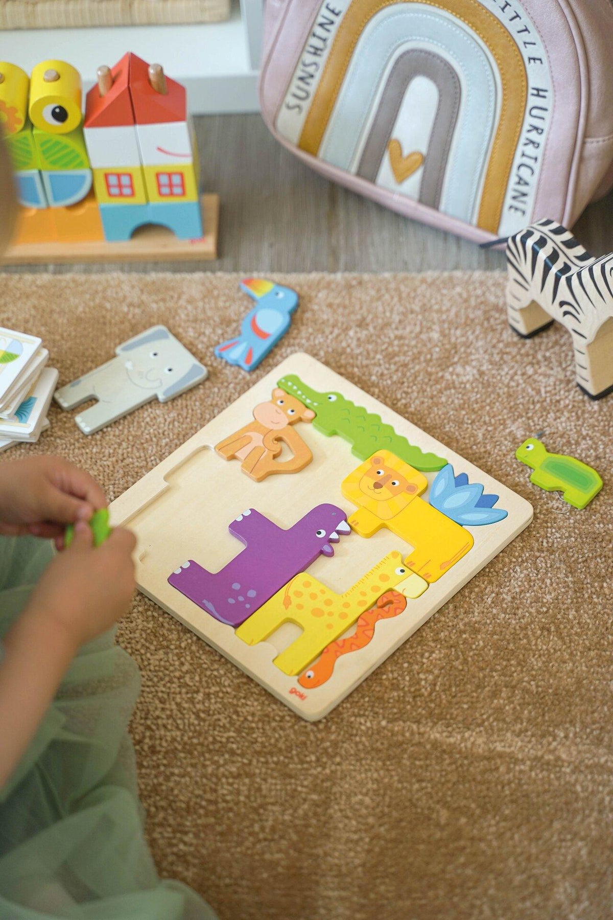 Einlegepuzzle Safari mit Tierformen aus Holz von goki