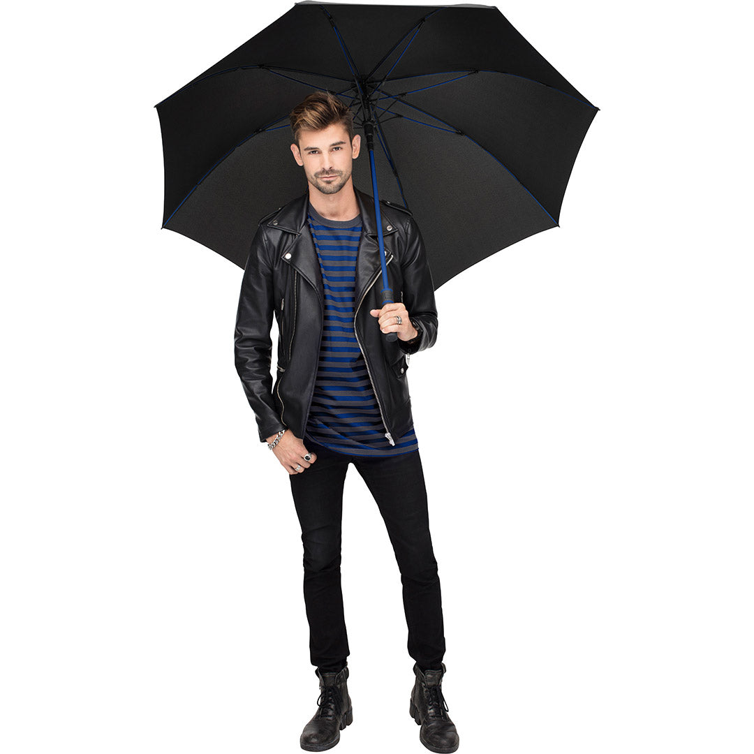 FARE Gästeschirm Style mit farbigem Stock – Schwarz / Euroblau