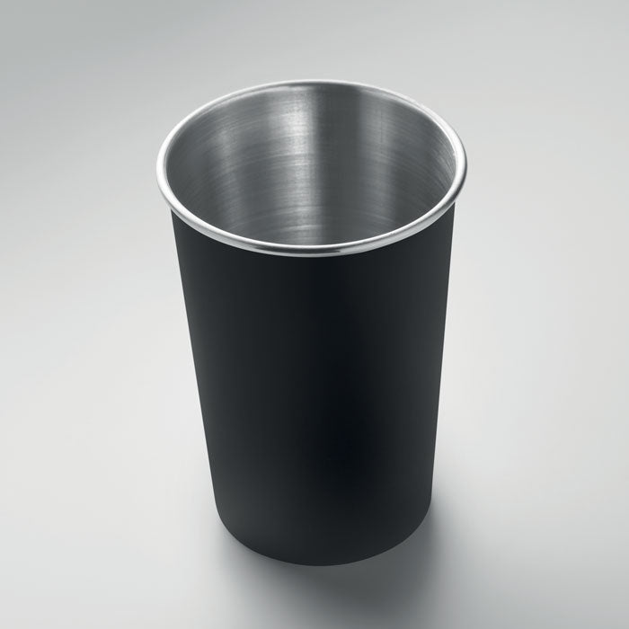 Schwarz