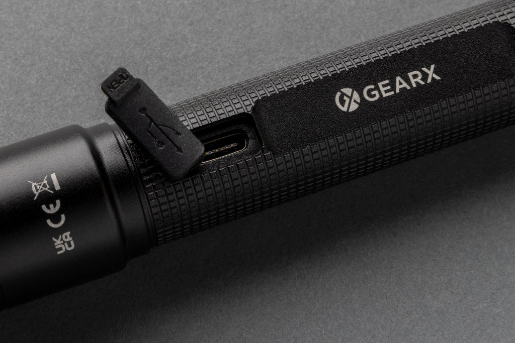 Gear X Taschenlampe aus RCS recycelt. Aluminium mit USB-Akku