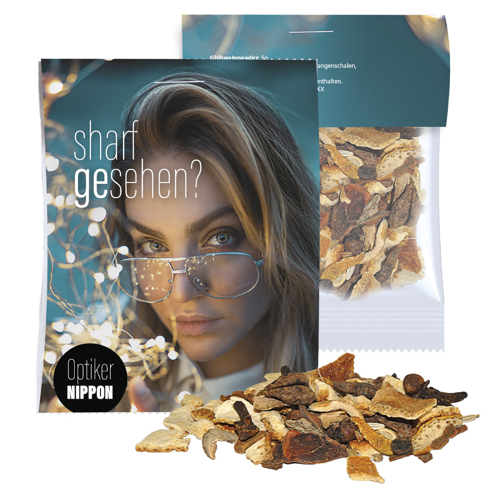 Glühweingewürz mit Sternanis in der Tüte mit Werbereiter