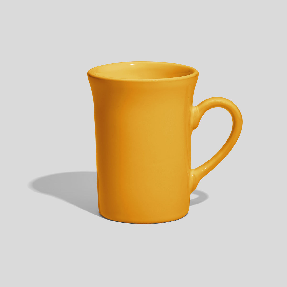 Hohe Keramiktasse 220 ml mit ausgestelltem Rand – Gelb