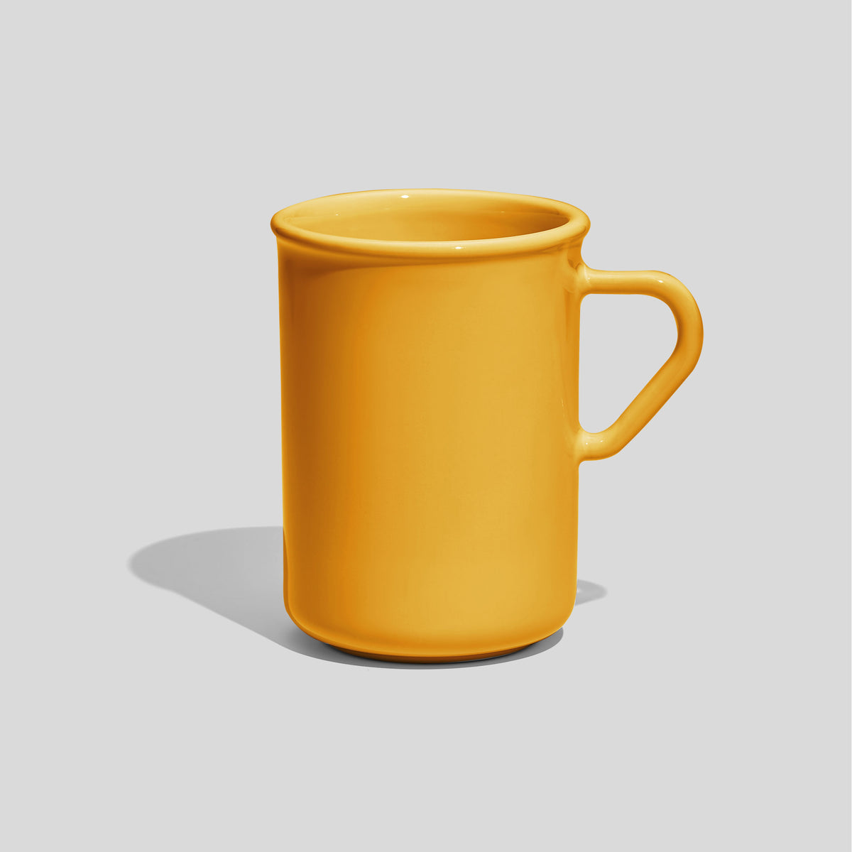 Hohe Keramiktasse 320 ml mit Dreieckshenkel – Gelb