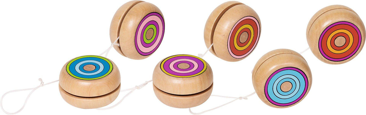 Holzjojo mit bunten Ringen von goki