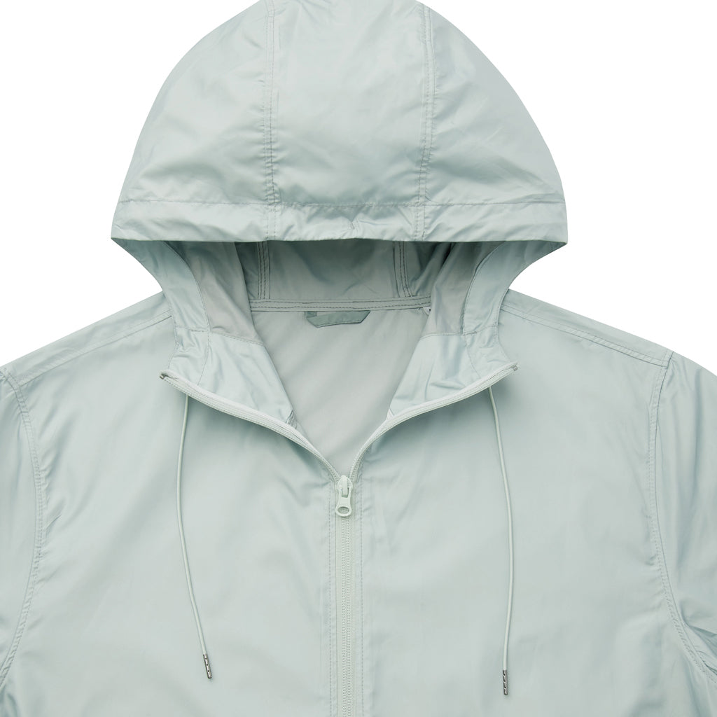 IQONIQ Logan Lightweight Jacke aus recyceltem Polyester – Iceberg green