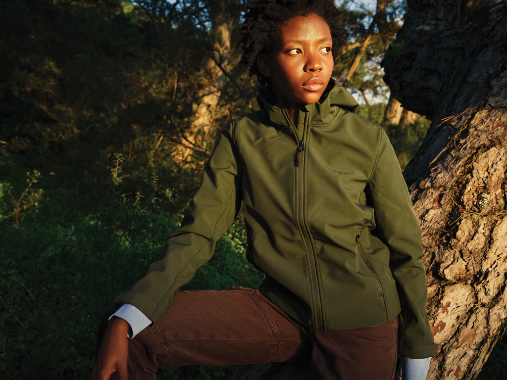 IQONIQ Makalu Damen Softshelljacke aus recyceltem Polyester