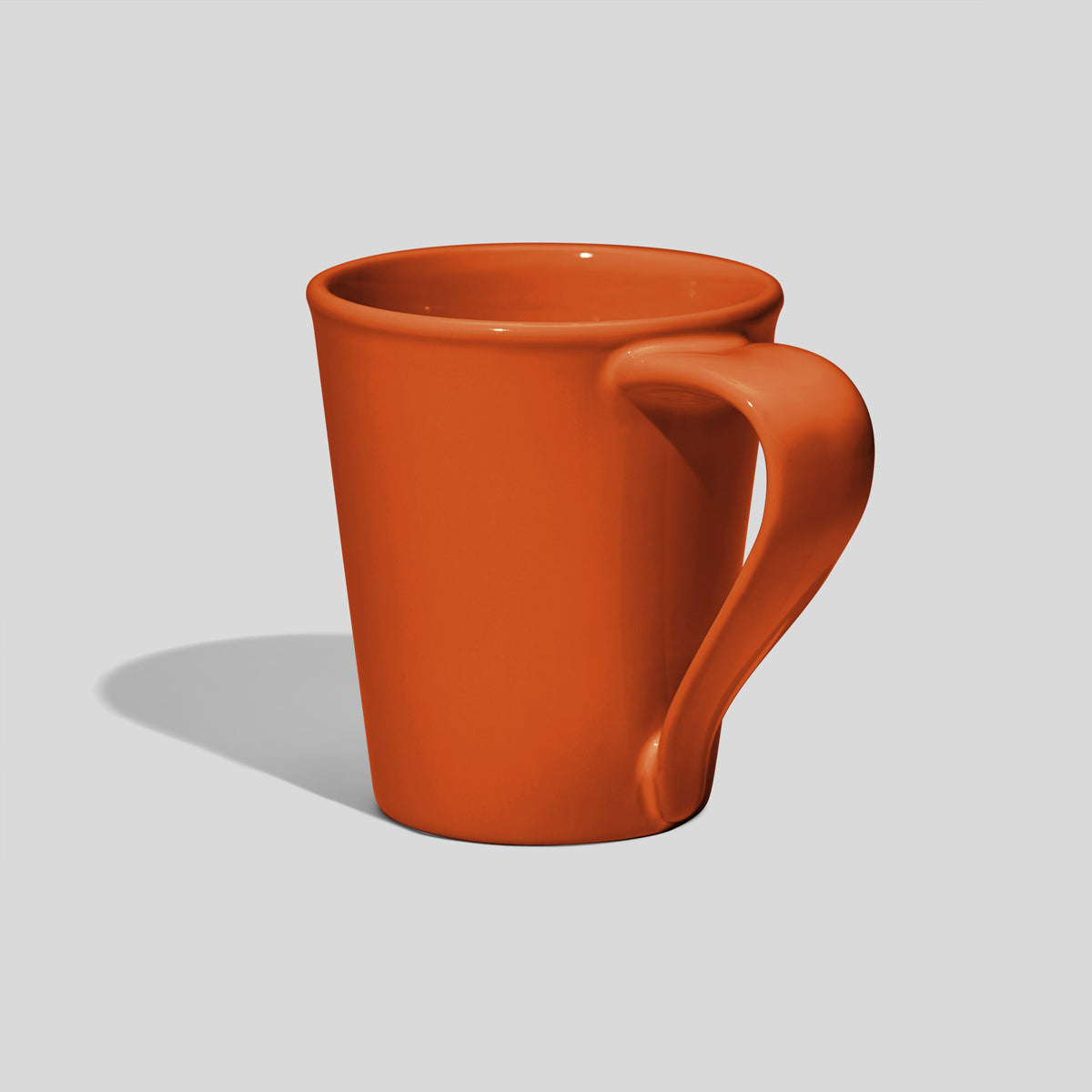 Kegelförmige Keramiktasse 380 ml mit Flachhenkel – Orange