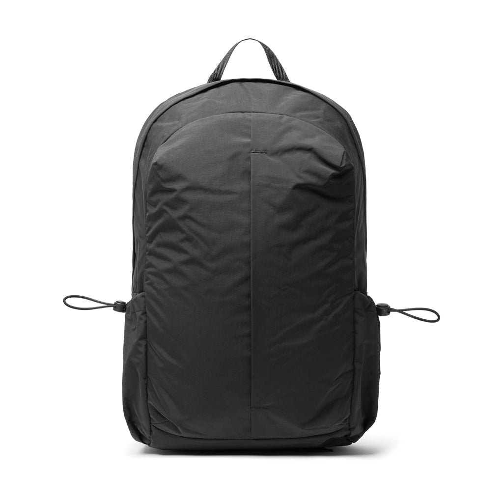 KENTO URBAN 15,6" Rucksack aus RCS  recyceltem Nylon – schwarz
