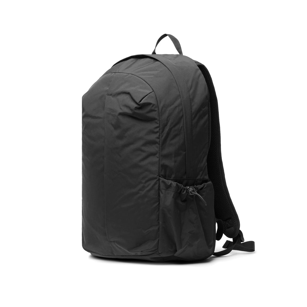 KENTO URBAN 15,6" Rucksack aus RCS  recyceltem Nylon – schwarz