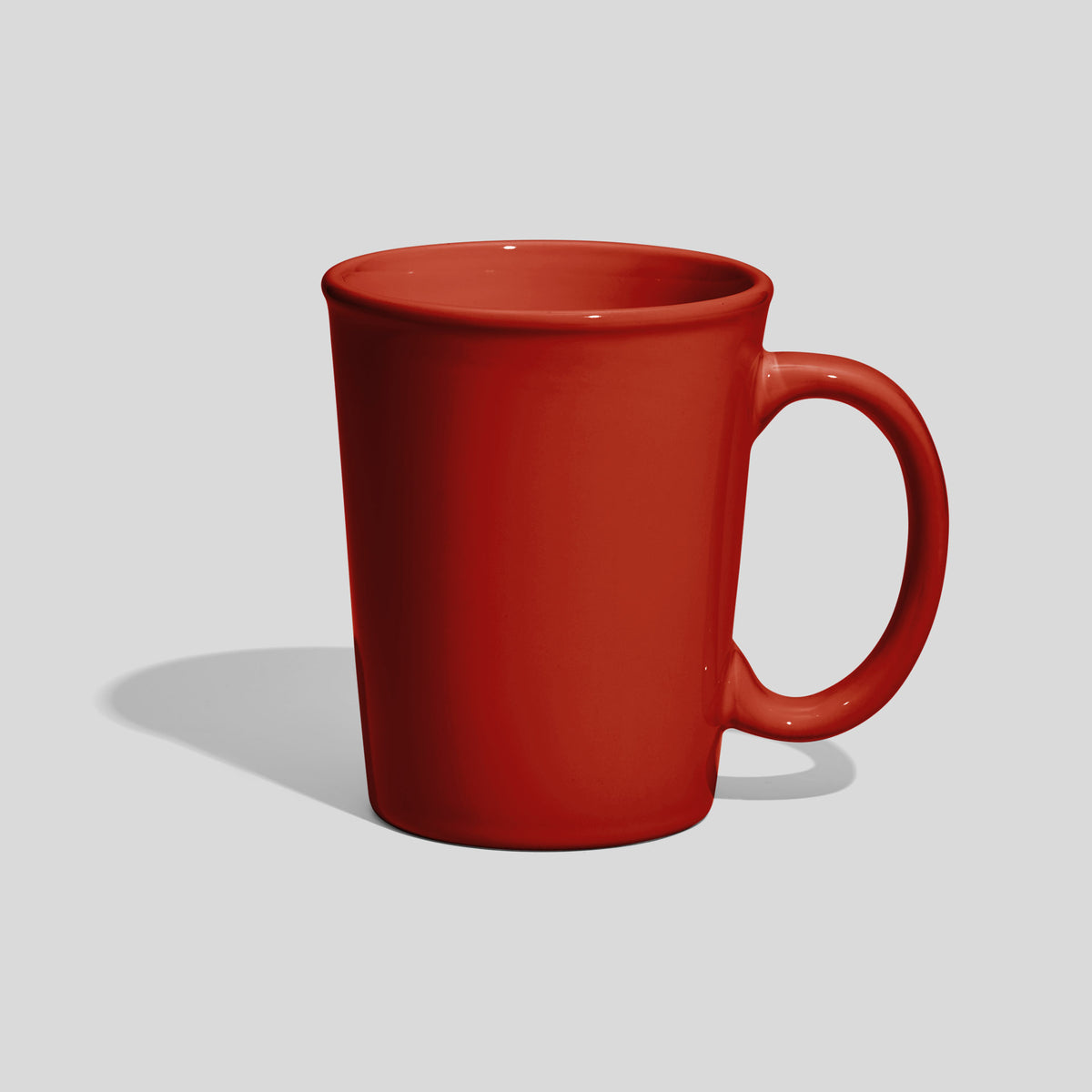 Keramiktasse 350 ml mit Ovalhenkel und Wulstrand – Rot
