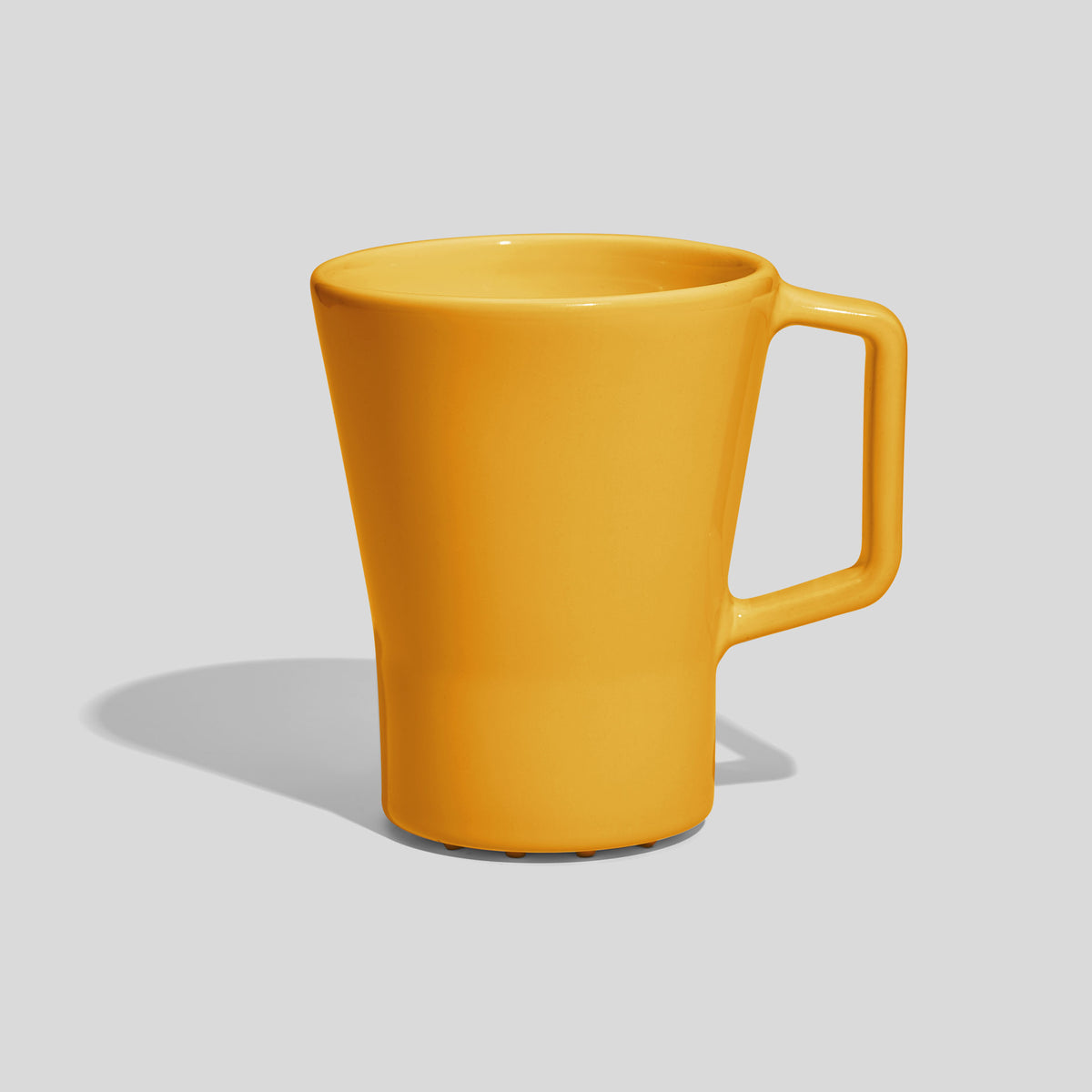 Keramiktasse 400 ml in Trichterform mit Rechteckhenkel – Gelb