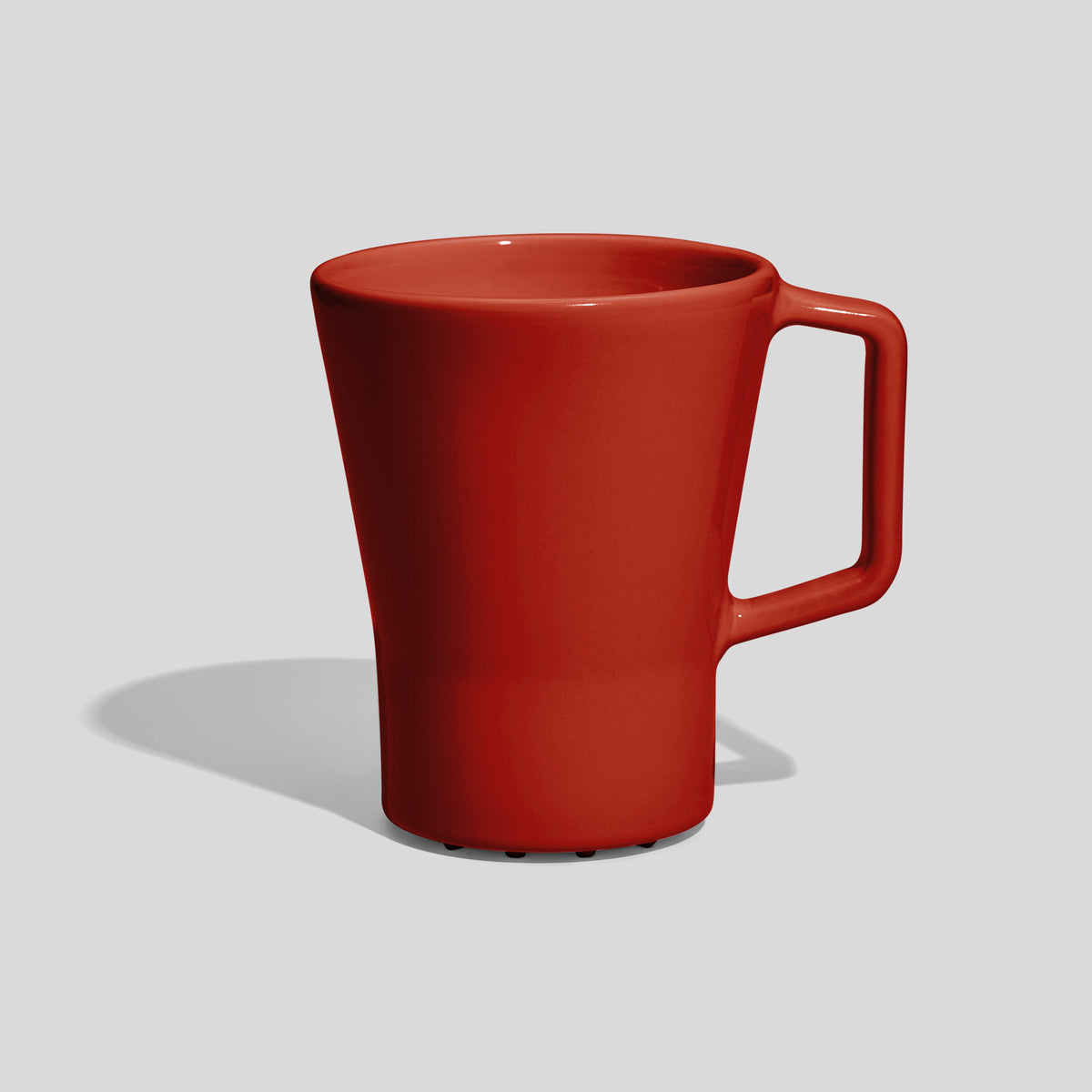 Keramiktasse 400 ml in Trichterform mit Rechteckhenkel – Rot