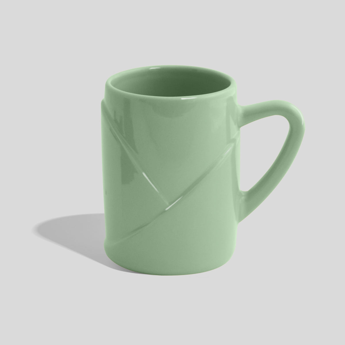 Keramiktasse 400 ml mit diagonalem Faltenrelief