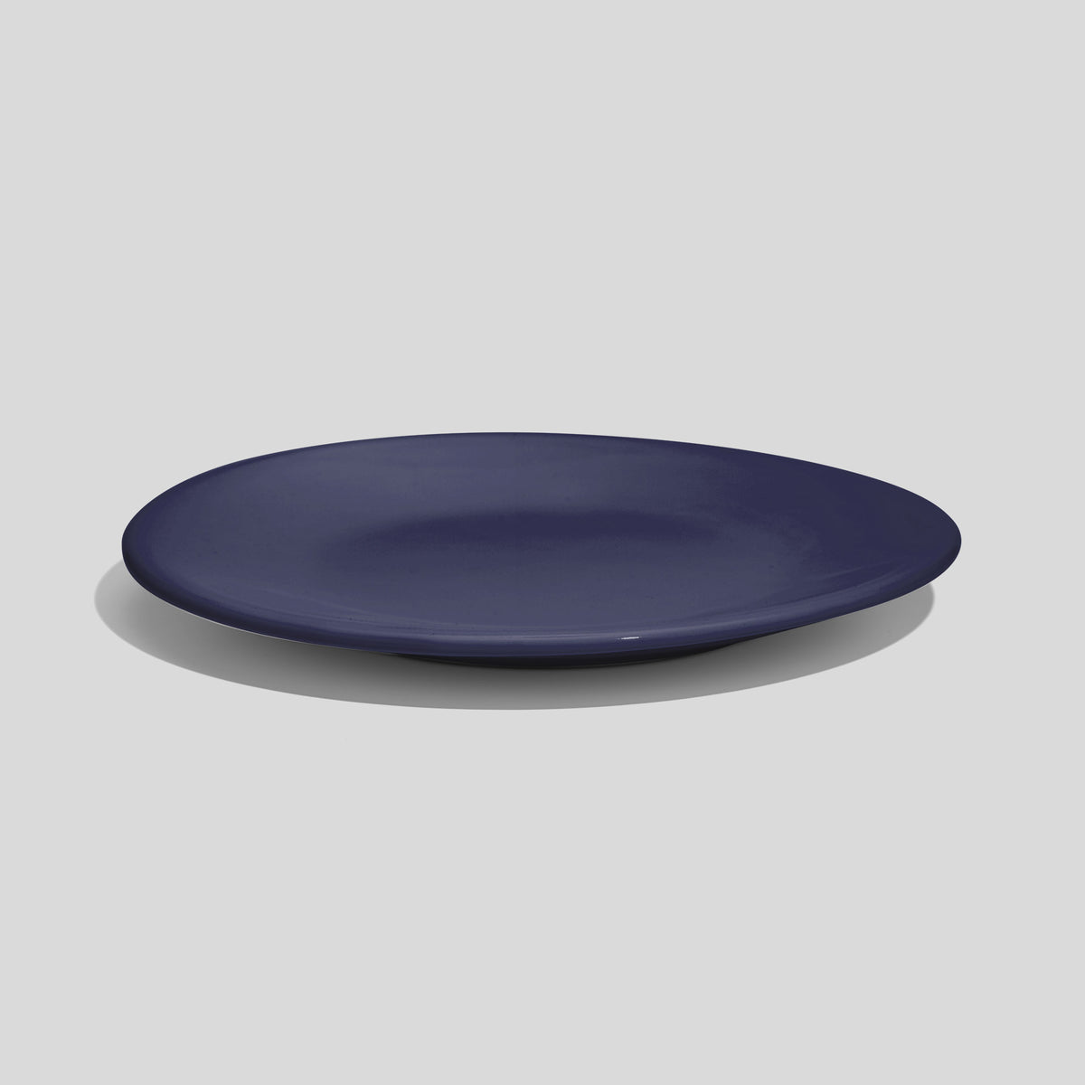 Keramikteller 19 cm mit gewölbtem Rand – Marineblau