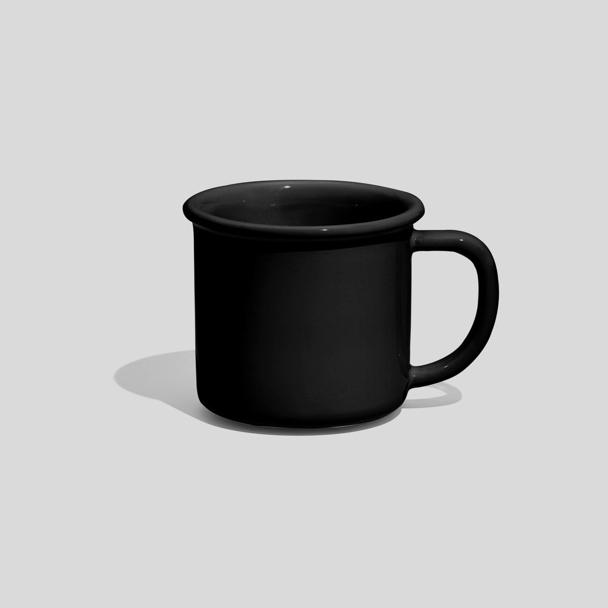 Kleine zylindrische Keramiktasse 130 ml mit Wulstrand – Schwarz