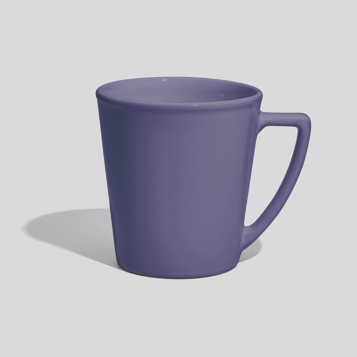 Konische Kaffeetasse 460 ml mit eckigem Henkel – Lavendel