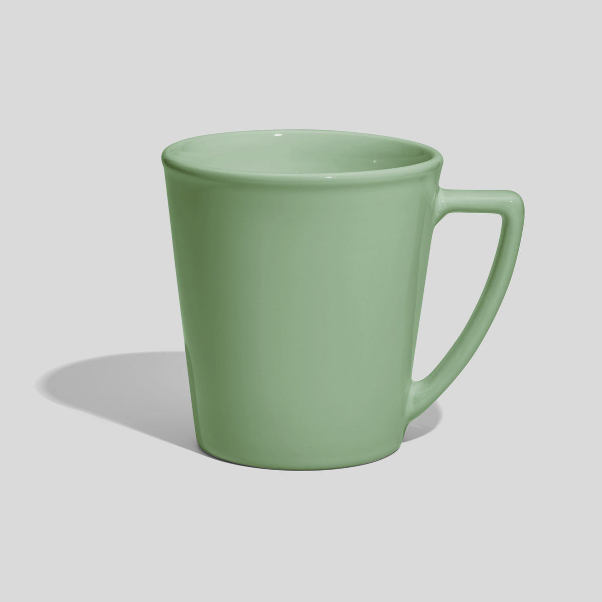 Konische Kaffeetasse 460 ml mit eckigem Henkel – Mintgrün